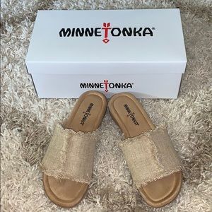 Minnetonka Samara Sandal